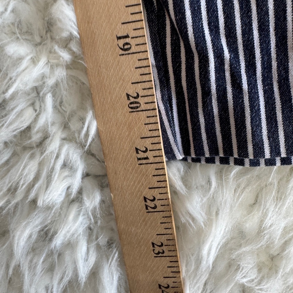 Loft Riviera Slim‎ Blue White Striped Cropped Pants Size 4P Button Accent Career - Picture 4 of 8